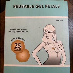 Reusable gel petals by inner mate brand new in a box